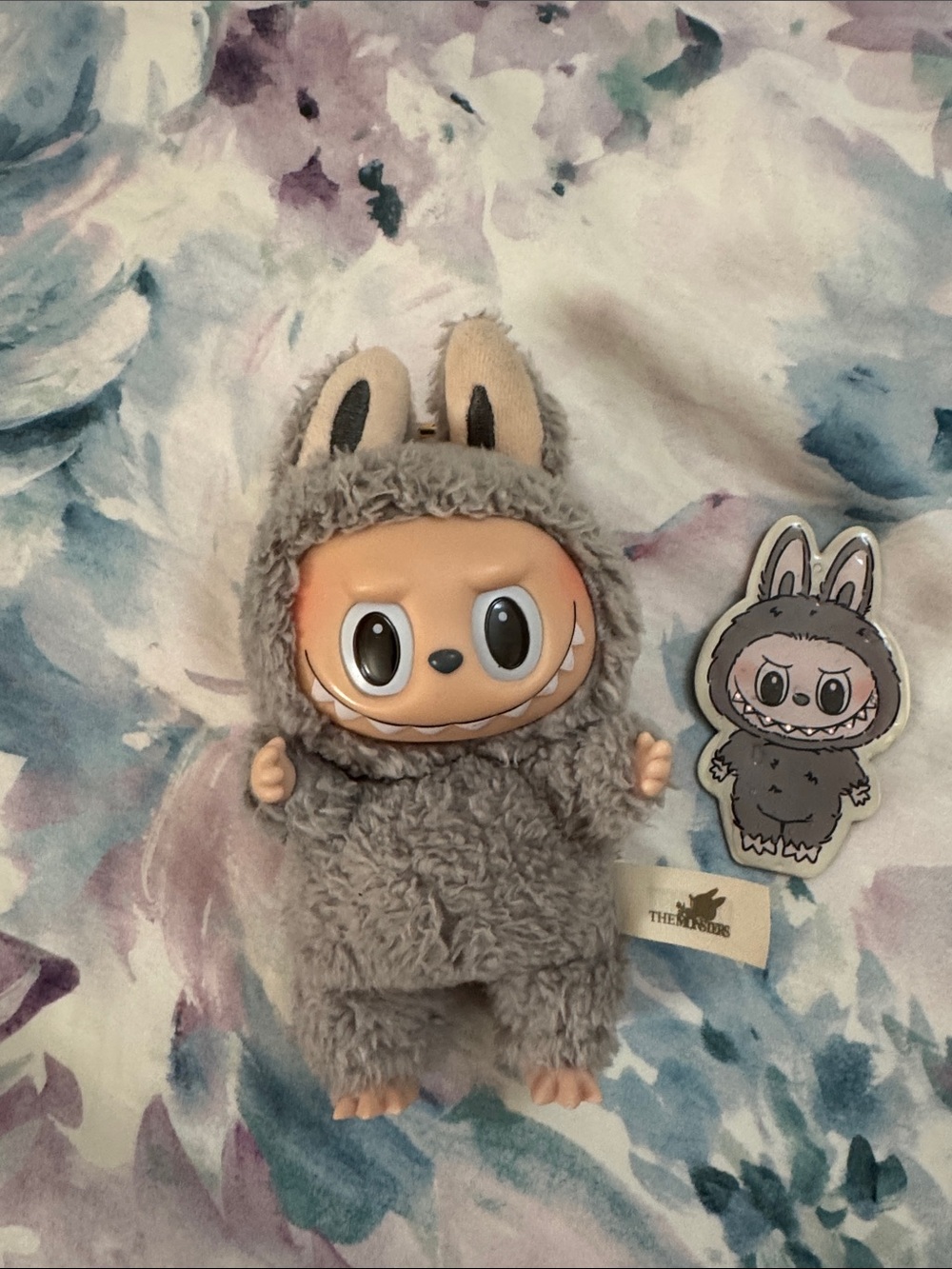 Labubu Pop mart Doll - Gray